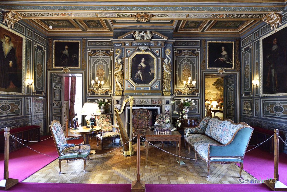 20230501Cheverny_25.jpg